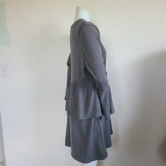 Reborn - Ruffled Dress - Picture 4 of 10